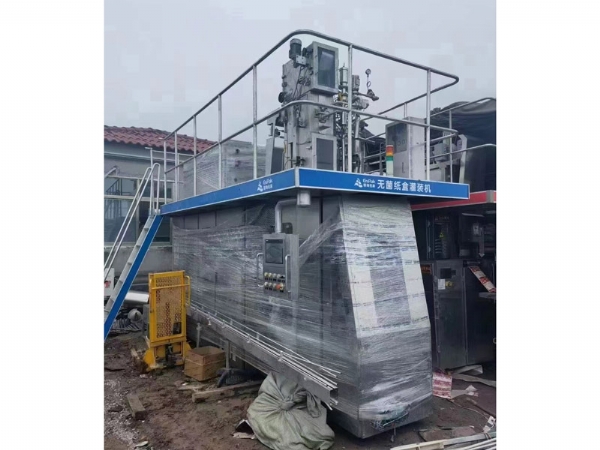 無(wú)菌紙盒灌裝機(jī)